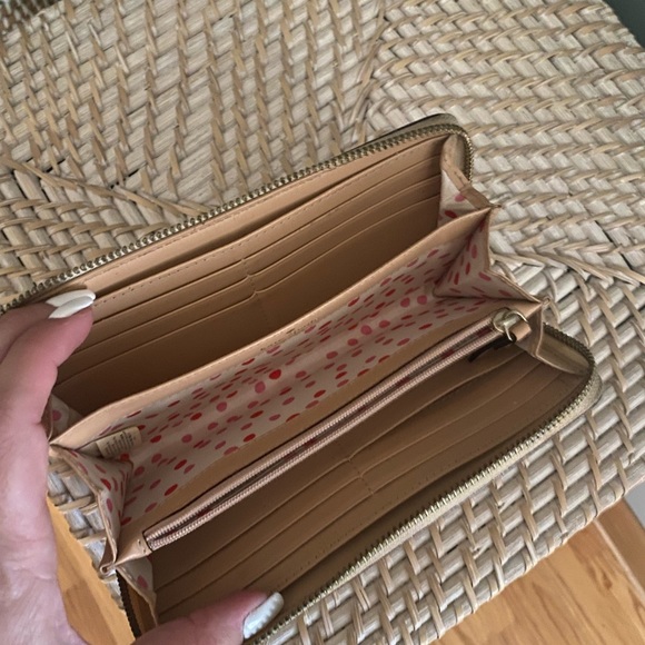 Kate Spade wallet - Picture 2 of 3